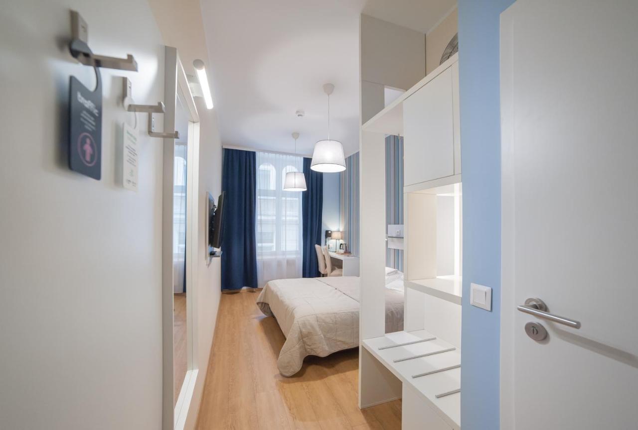 Traffic Stare Hotel Breslau